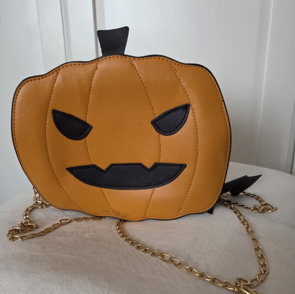 Pumpkin-Shaped Orange and Black Bag
